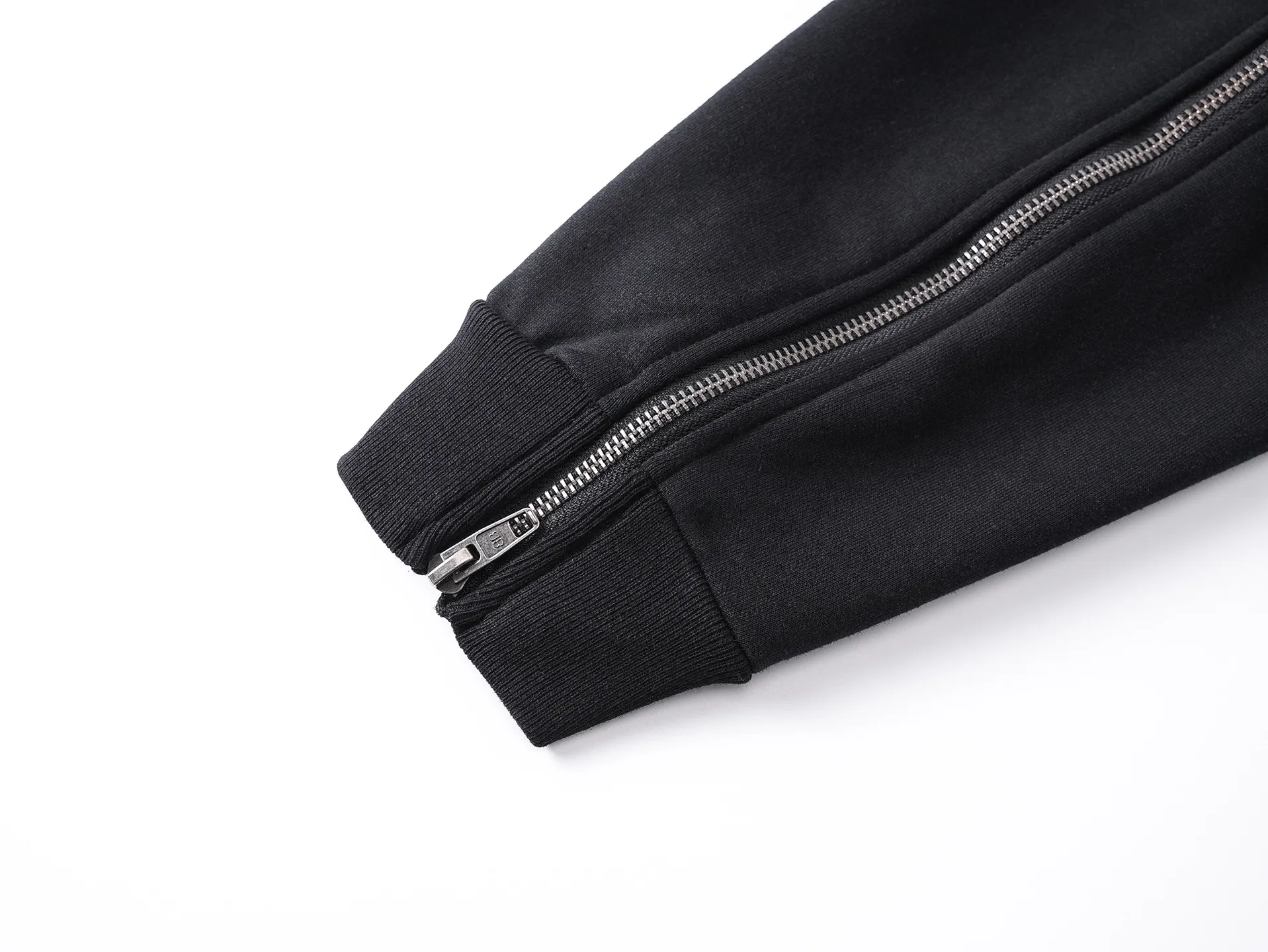 BALENCI*GA . . . . . . . 460g . Same Style -Color：Black -SIZE：Xs S M L 8992#